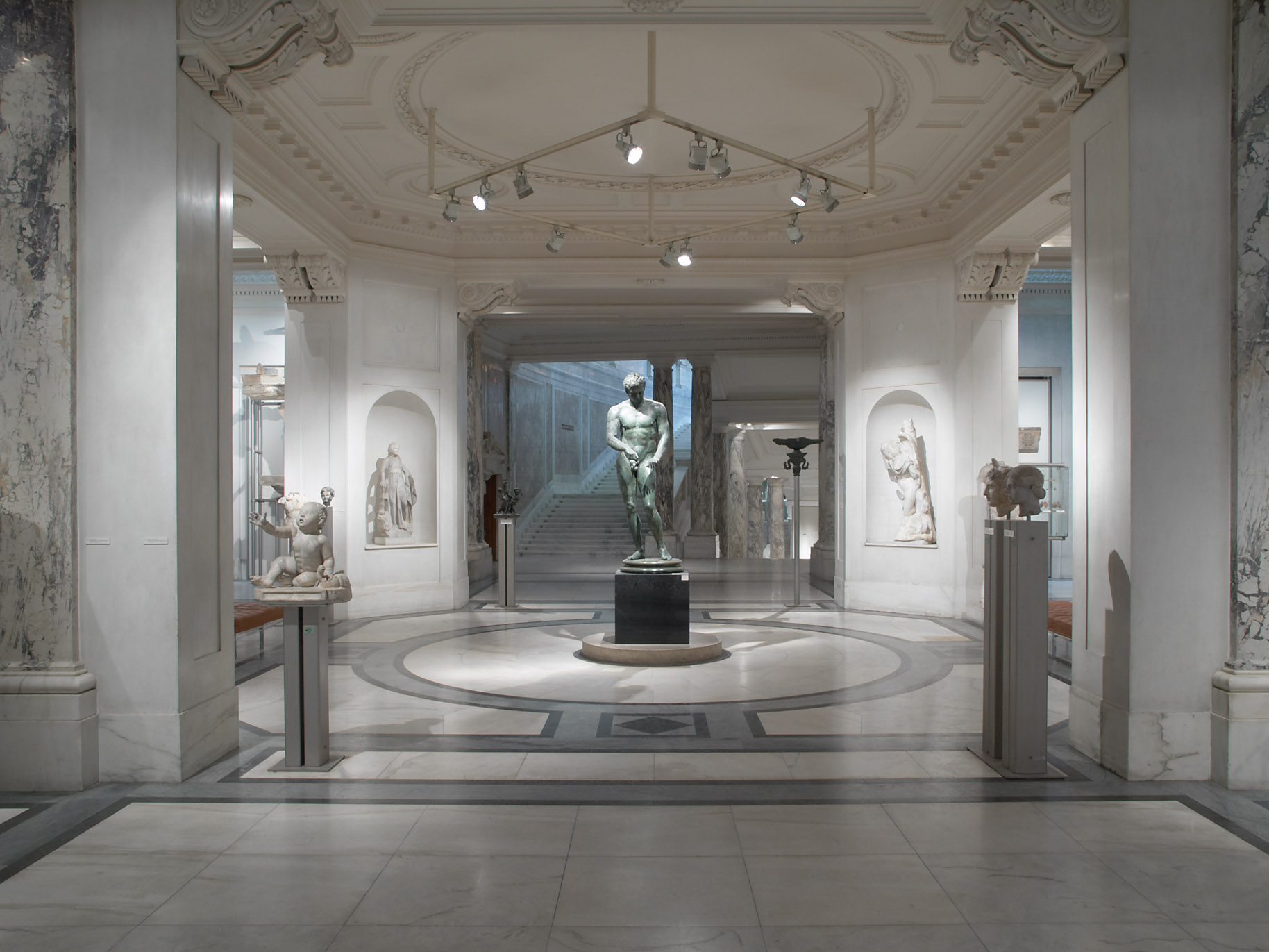 Ephesos Museum, hall