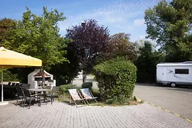 MICAMPA Vienna Danube Campground - Restaurant Area