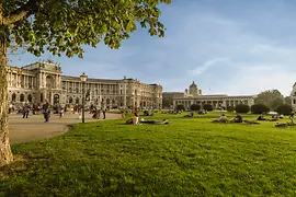 Imperial Palace at the Heldenplatz 