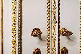 Albertina, vedere în detaliu a uşilor