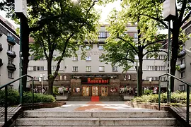 Social housing building, Rabenhof, exterior view
