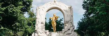 Памятник Иоганну Штраусу 