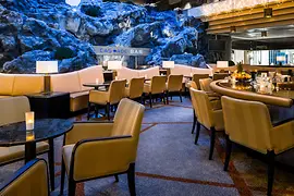 Cascade Bar, Vienna Mariott Hotel