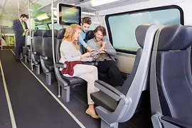City Airport Train, locuri cu familia și conductorul