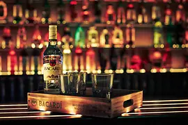 Latin Club Danzón, Bar