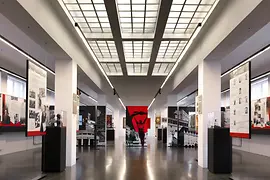 Exhibition view: "Das rote Wien im Waschsalon" ("Red Vienna in the Laundry Room")