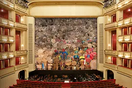 Eiserner Vorhang (Železná opona), Wiener Staatsoper (Vídeňská státní opera)