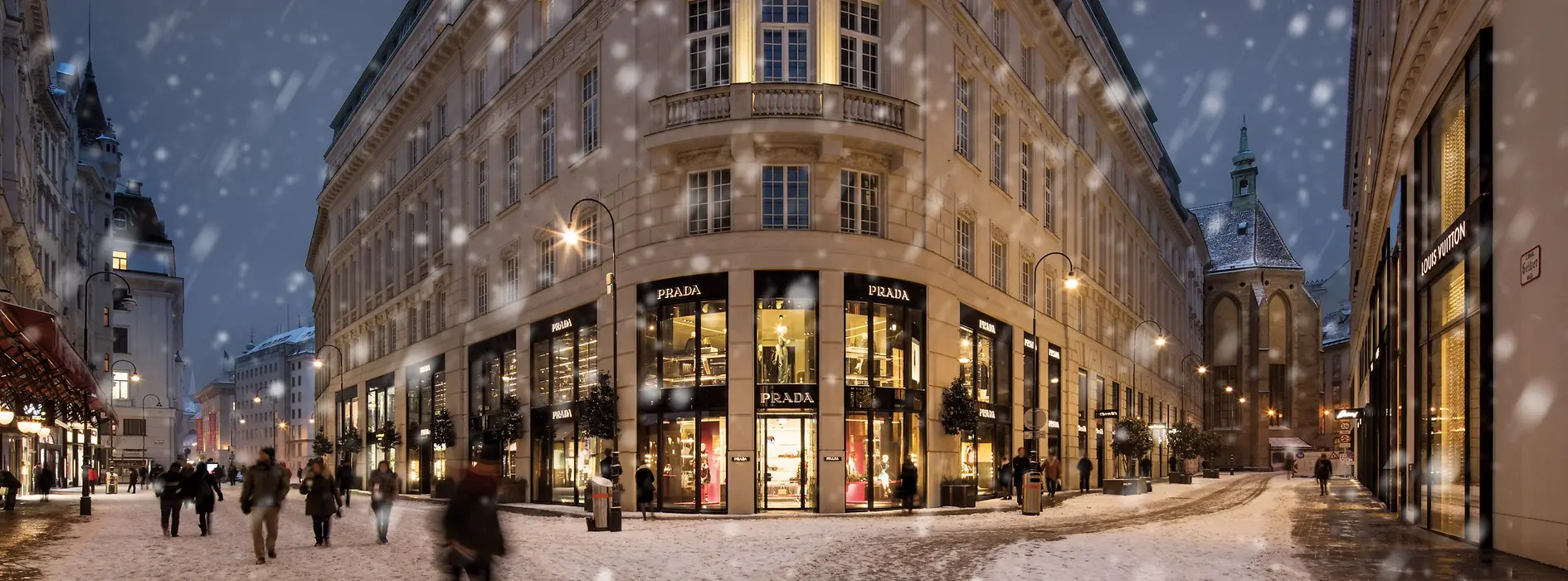 Rue de boutiques de luxe