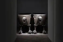 ２つの棺