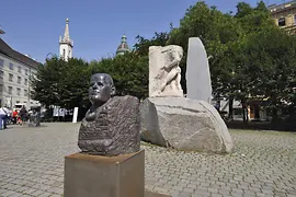 Мемориал против войны и фашизма Альфреда Хрдлички