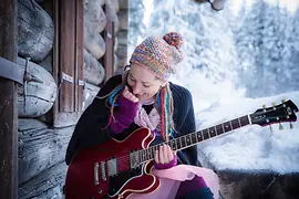 Mai Cocopelli: "Wenn es Winter wird" (When winter comes) children's program. 