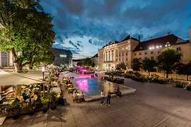 MuseumsQuartier Vienne, cour principale