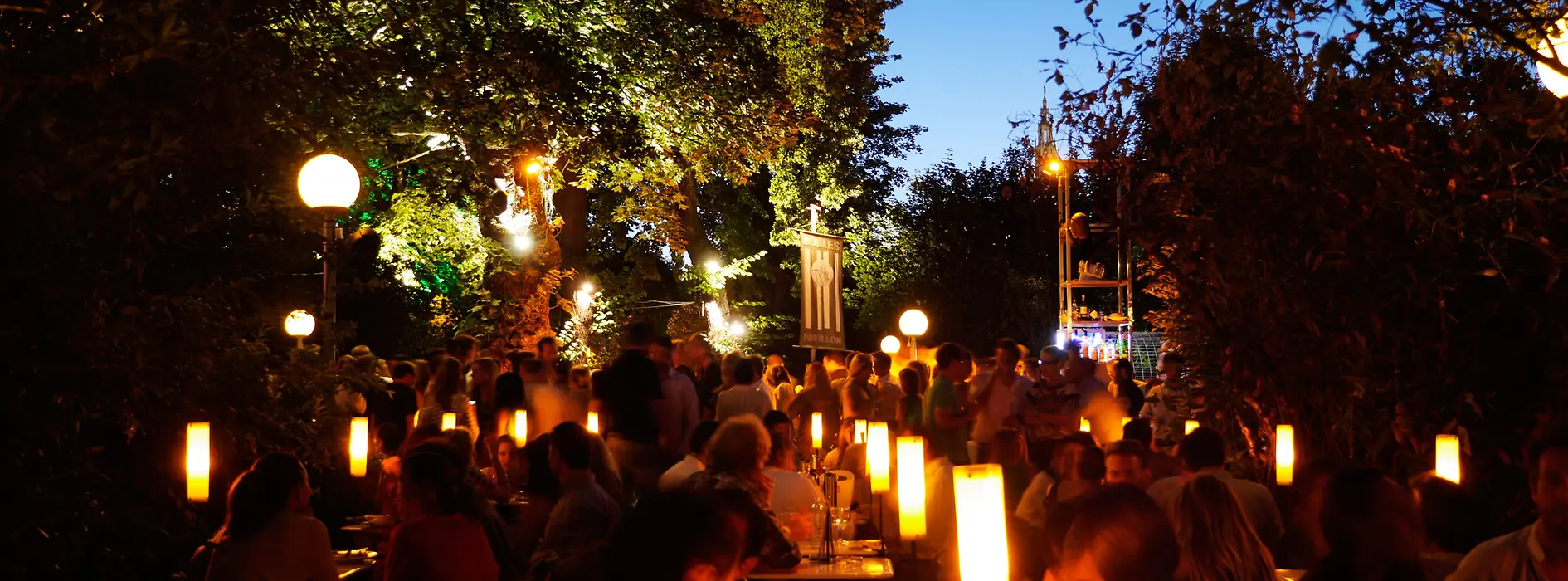 Volksgarten Pavilion at night