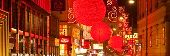 Christmas lights on Rotenturmstrasse 