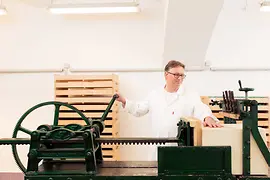 Schneidevorgang der Bio-Seifen