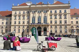 Mobile Tourist Info in front of MuseumsQuartier 