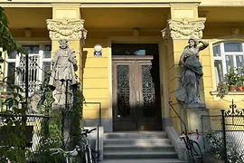 House at Venediger Au 6