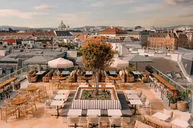 Rooftop-Bar am Dach des Hotel Hoxton, Vienna