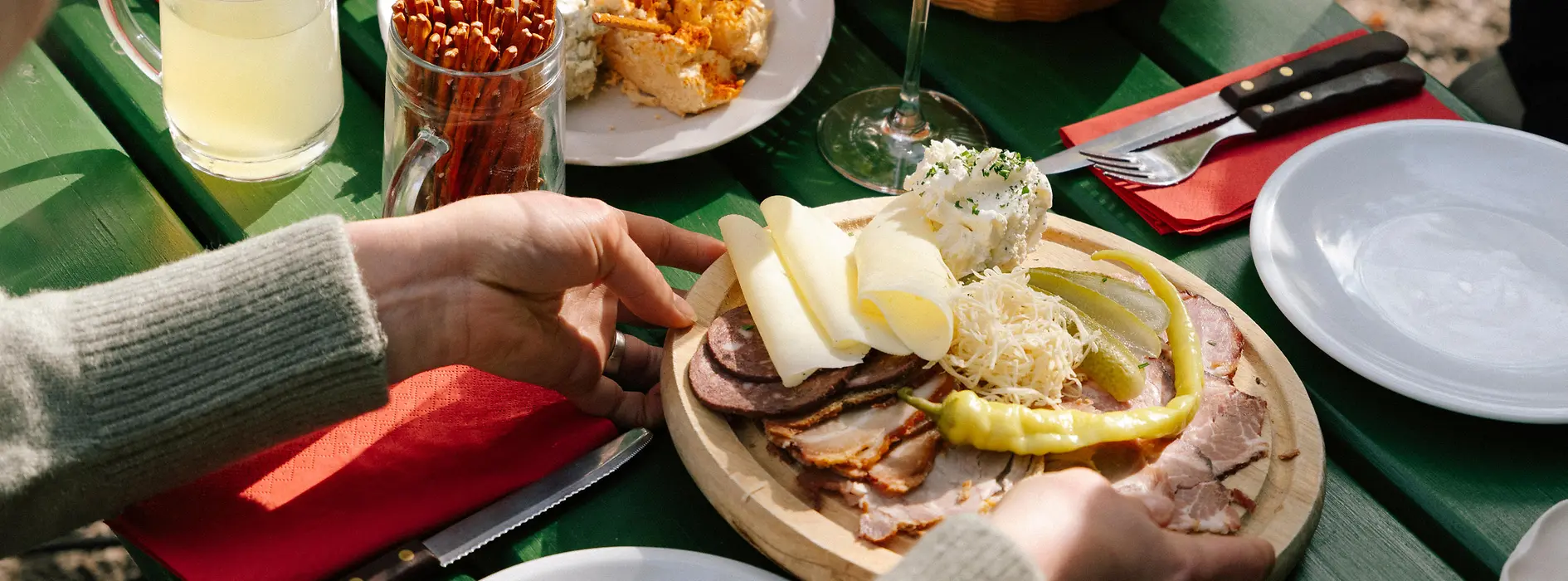 Heuriger food and drinks all on one table