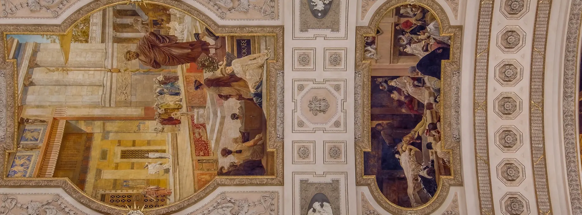Vue sur les peintures de plafond du Burgtheater
